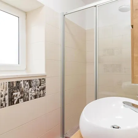 בית נופש Amazing In Šajini