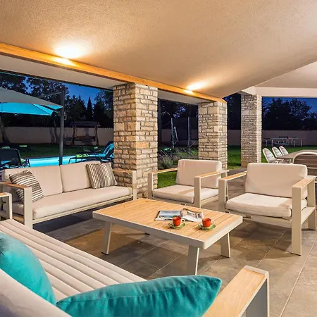 Cozy In With Outdoor Swimming Pool Holiday home Sajini